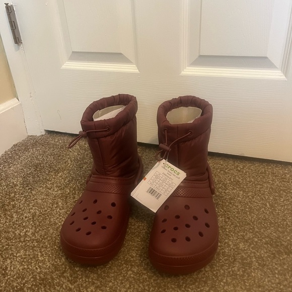 Croc Classic Lined Neo Puff Boots - Picture 4 of 5